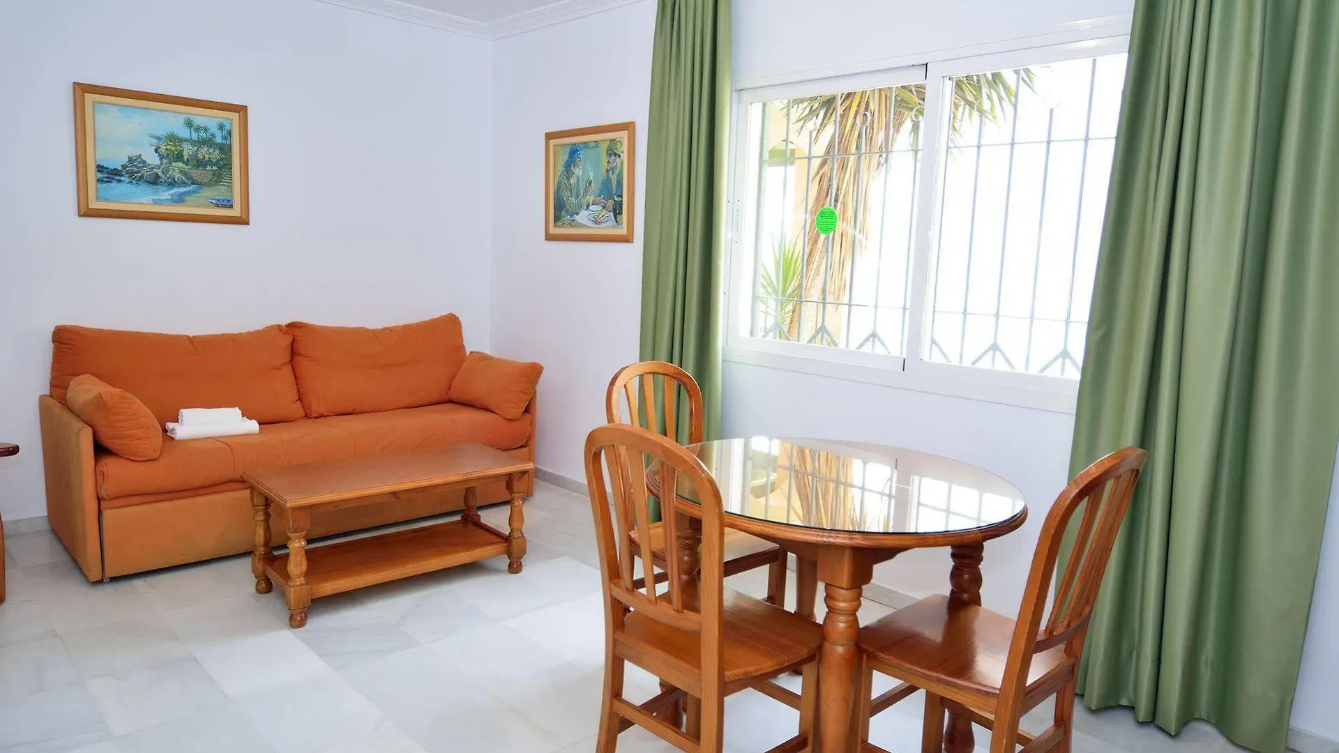 Apartamentos Hc Burriana Playa